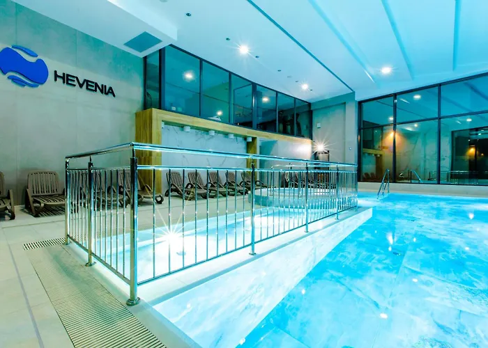 Hevenia 15 * レバル