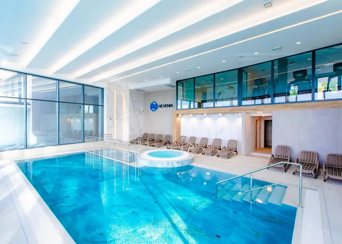 Hevenia 15 アパート *