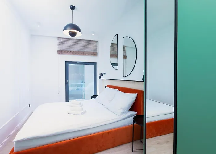 Hevenia 15 アパート *