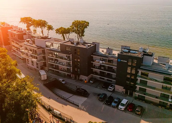 アパート Hevenia 15 *